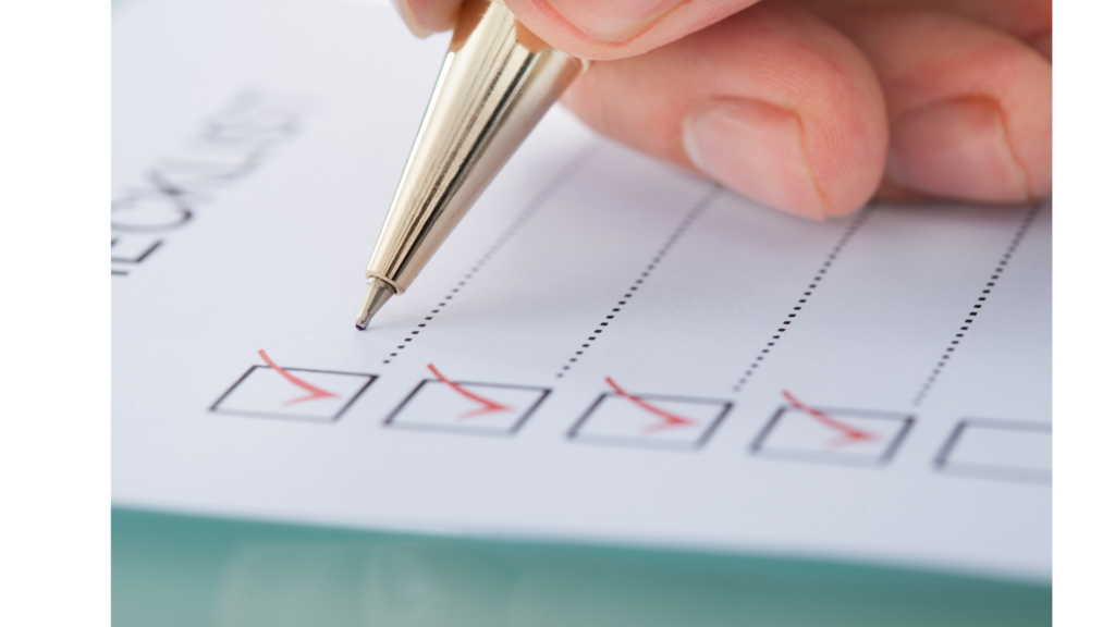 marking off a checklist when deciding what is important in a general contractor